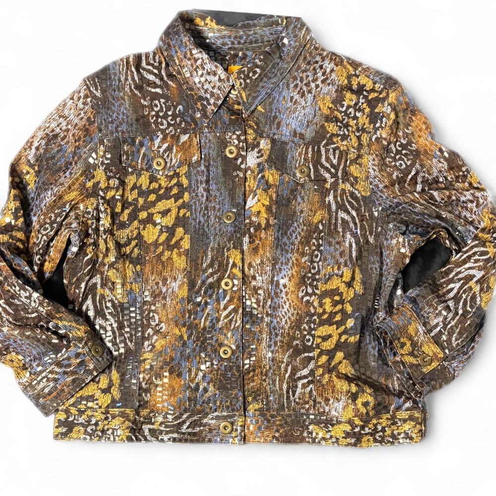 Ruby Red  jacket with leopard print and a shimmery texture (large)